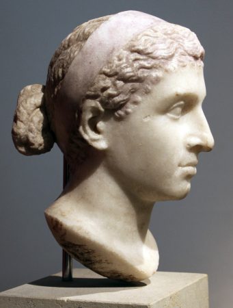 Cleopatra_VII,_dalla_via_appia_tra_ariccia_e_genzano,_40-30_ac_ca._01