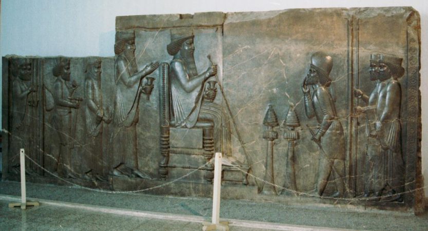 Xerxes_Persepolis_-_Royal_audience_low-relief