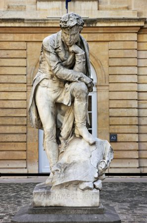 Champollion_bartholdi_statue