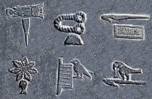 Narmer_plate_Early_hieroglyphic_symbols