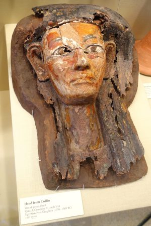 Qustul,_Cemetery_V,_tomb_V48,_Egyptian_New_Kingdom,_1550-1069_BC,_wood,_gesso,_paint_-_Oriental_Institute_Museum,_University_of_Chicago_-_DSC08047